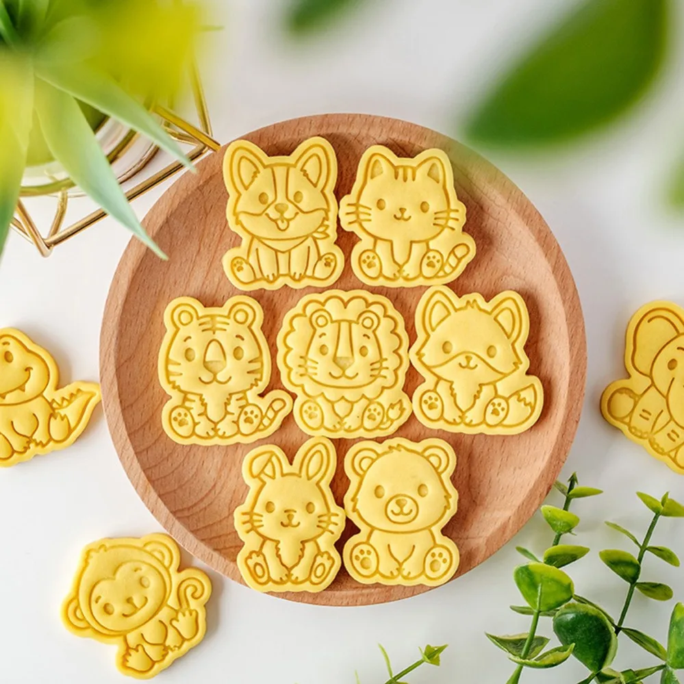 Cute Animals 3D Cookie Molds Fondant Cutter DIY Baking Decorating Tools Kitchen Supplies