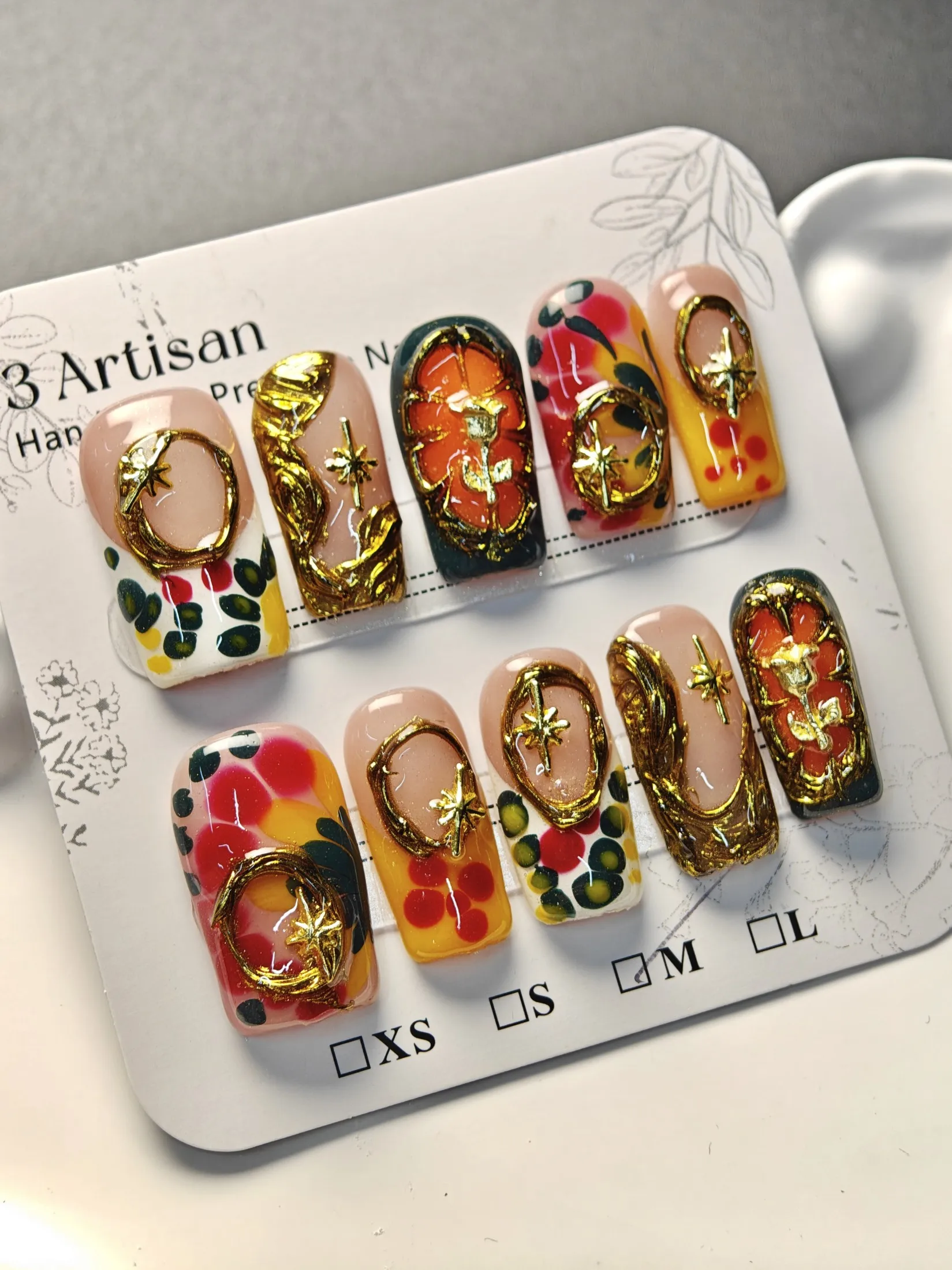10pcs Square Medium Handmade Press On Nails, Colorful Retro Y2K Art Style in Yellow, Red, Nude & Gold with 3D Gold Frames and Star Accents, Suitable For Fall Parties & Holidays, For Women & Girls