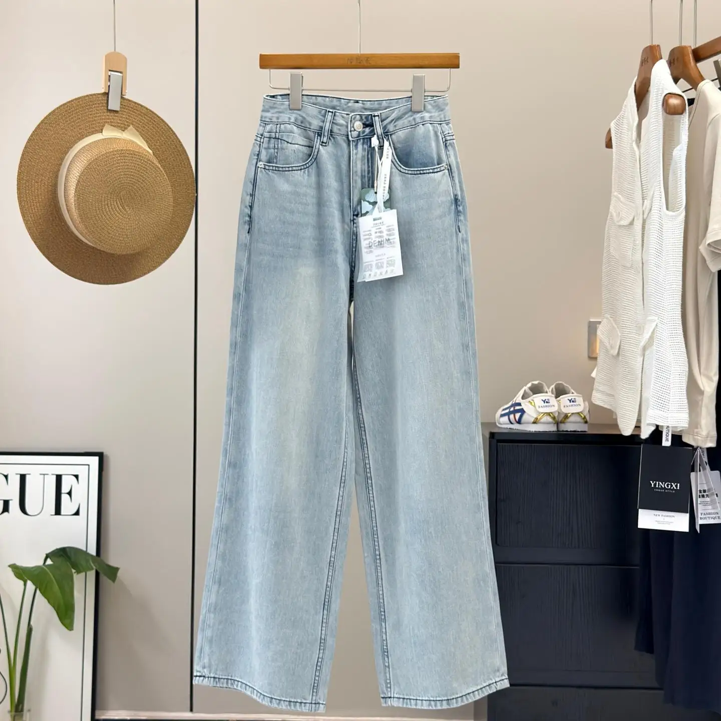

Ultra-Soft Cloud Spun Vintage Washed Lyocell Cotton Wide Leg Straight Cut Jeans High Waist Button Closure Summer Jeans for Women