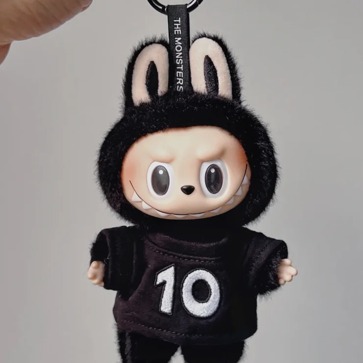 

POP MART THE MONSTERS 10th Anniversary Exhibition Limited LABUBU Vinyl Plush Expressive Figure Lively Birthday Festival Presents