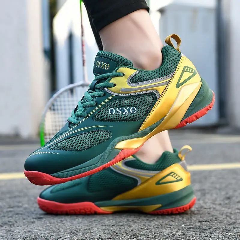 Hot Sale Professional Training Lightweight Anti-Friction Badminton Shoes Men's Badminton Training Shoes Court Shoes Very Good