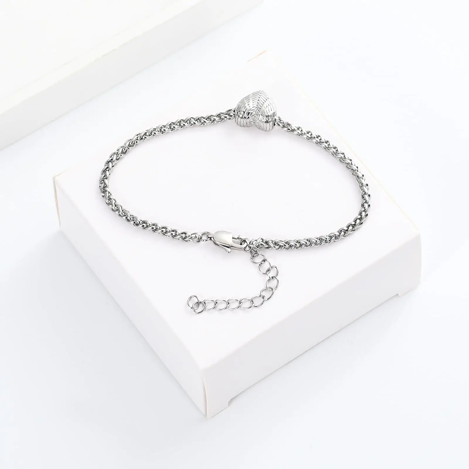 Heart Urn Bracelet for Ashes Stainless Steel Cremation Jewelry Adjustable Hand Chain Keepsake Memorial Gift for Women Girl