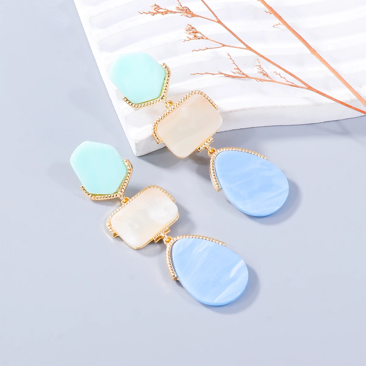 ZAA Multilayer Water Drop Shape Geometric Resin Earrings for Women Vintage Statement Jewelry Gifts Wholesale