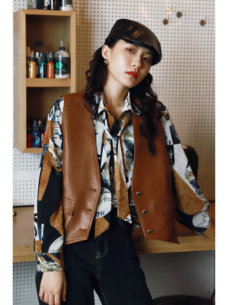 

Leather Jacket Women Vest Vintage V-neck Sleeveless PU Leather Coat Cardigan Motorcycle Jacket Short Tops Harajuku Clothing