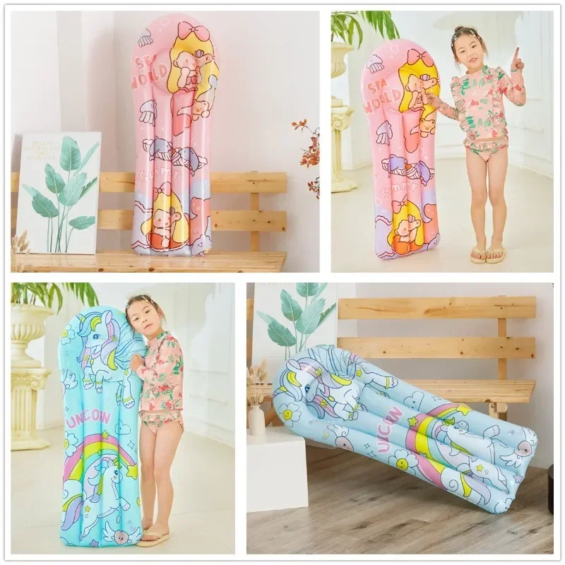 Tavola da surf giocattolo gonfiabile per bambini estivi con manico Zattera galleggiante gonfiabile per cartoni animati all'apertoAccessori per piscina per feste in acqua