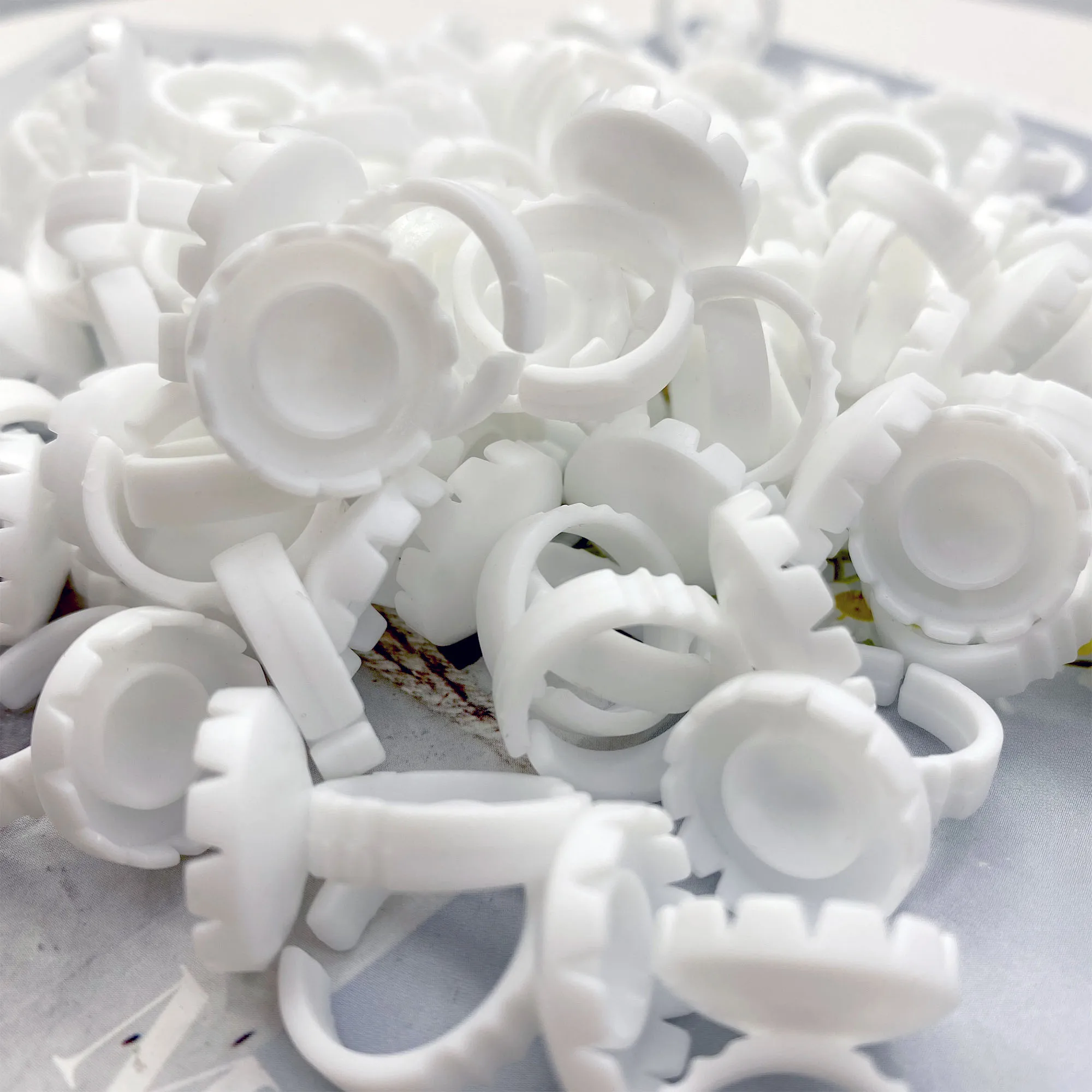 100 sztuk hurtownie jednorazowe klej do rzęs wentylator kubek pierścienie uchwyt pojemnik Pigment do tatuażu narzędzia do przedłużania rzęs rzęsy dostaw