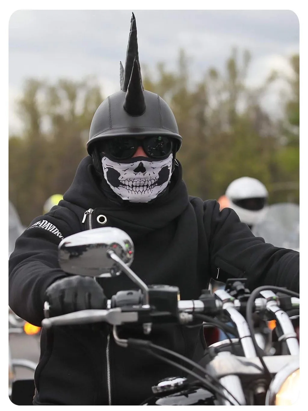 COD Geistermaske Atmungsaktive Mesh-Fahrermaske Dehnbare Vollgesichts-Balaclava mit Totenkopf-Print in Schwarz – Detail 1