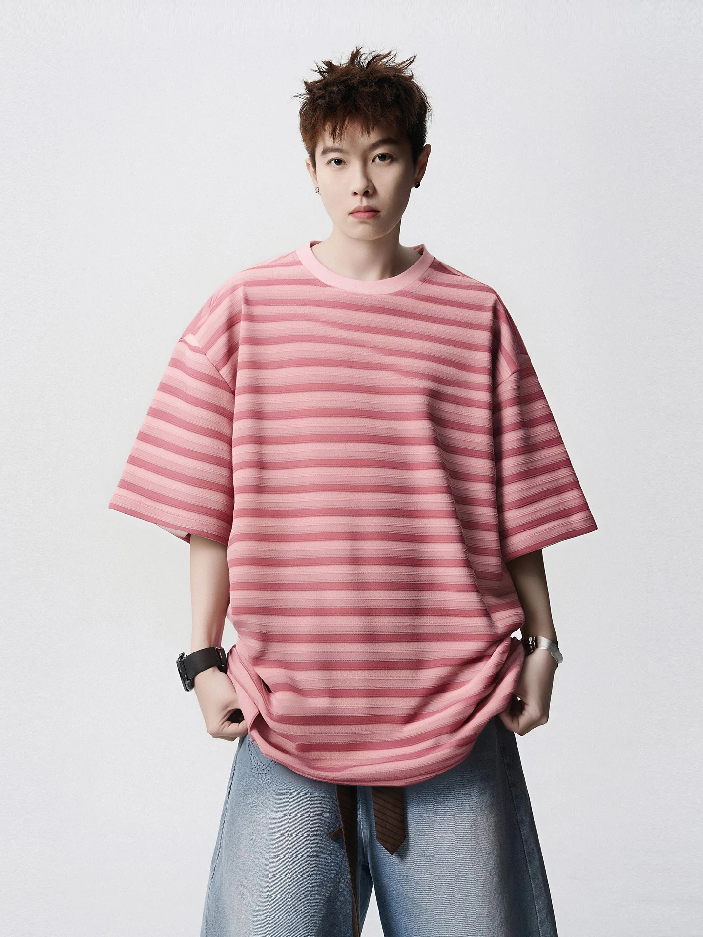 

Свободная повседневная футболка с круглым вырезом и коротким рукавом, летняя, модная, в полоску, с цветовыми блоками, для подростков, износостойкая, на каждый день