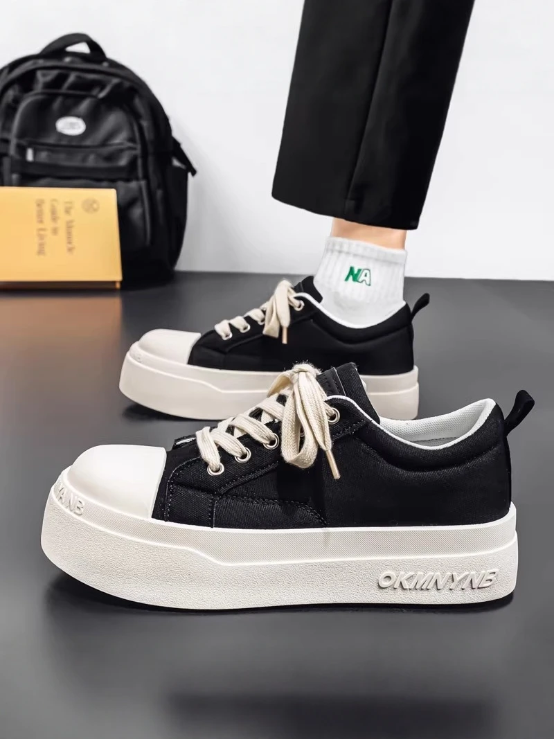 

Casual Canvas Shoes for Men Thick Bottom Anti-Slip Large Head Style Summer New 2026 Breathable Low Top Flat Heel Pure Color