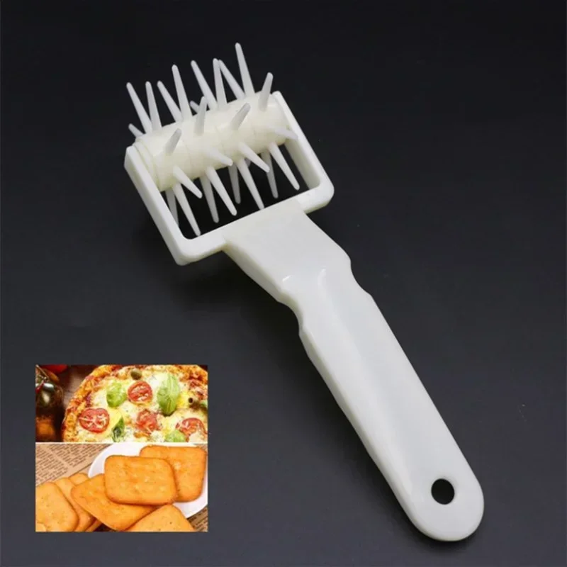 Pizza Roller Pin Pizza Cookies Baking Tools Plastic Dough Roller Pastry Pie Needle Wheels Cutter Sewing Machine Bread Hole Punch