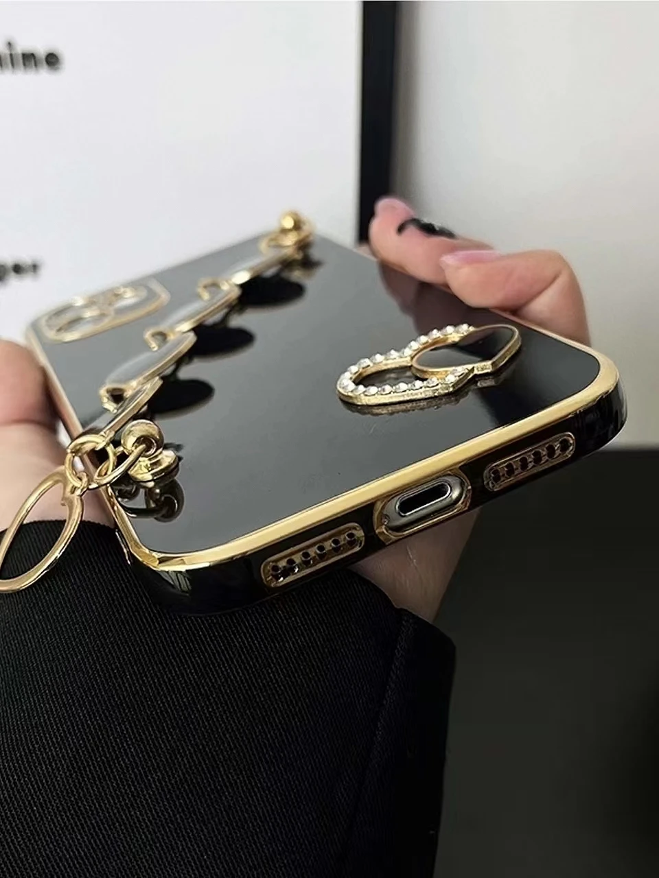 Fashion Plating 3D Love Heart Bracelet Chain Case For Samsung Galaxy S24 S22 Ultra S23 S21 S20 FE Note 20 10 Pus Silicone Cover image 3