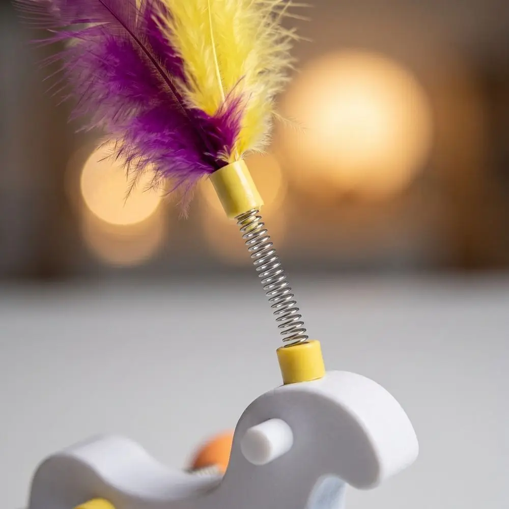 Self-Righting Rocking Horse Shaped Cat Balance Plastic Feather Teasing Cat Dynamic Shaking Cat Tumbler Swing