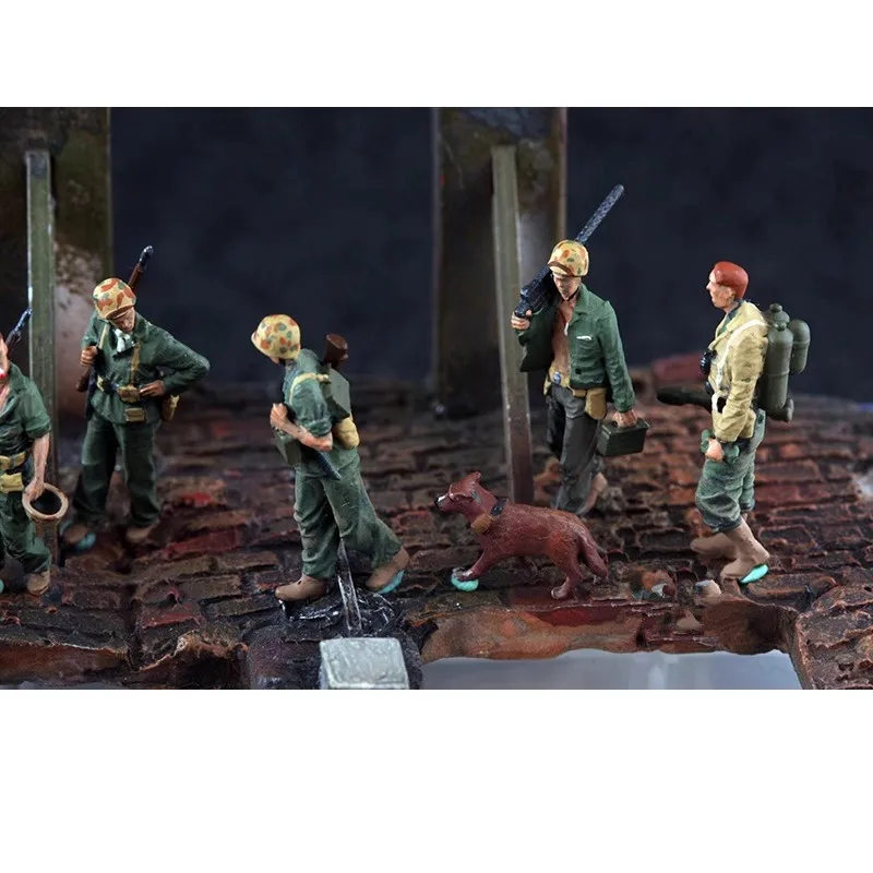 2025 Neues Modell im Maßstab 1:72 aus Kunstharz, 9 Stück, The US Pacific Soldiers W Dog, Actionfigur, Spielzeugszene, Zubehör, Display, Puppensammlung