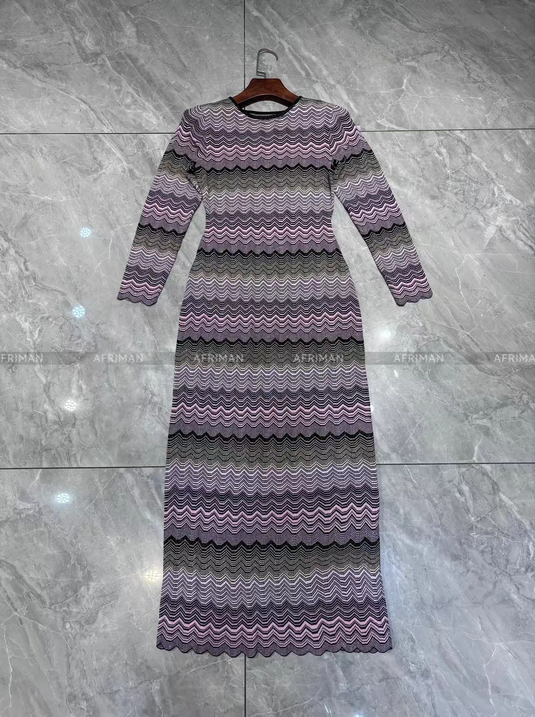 Women Round Neck Wave Striped Sexy Backless Long Knit Dress Step Dress