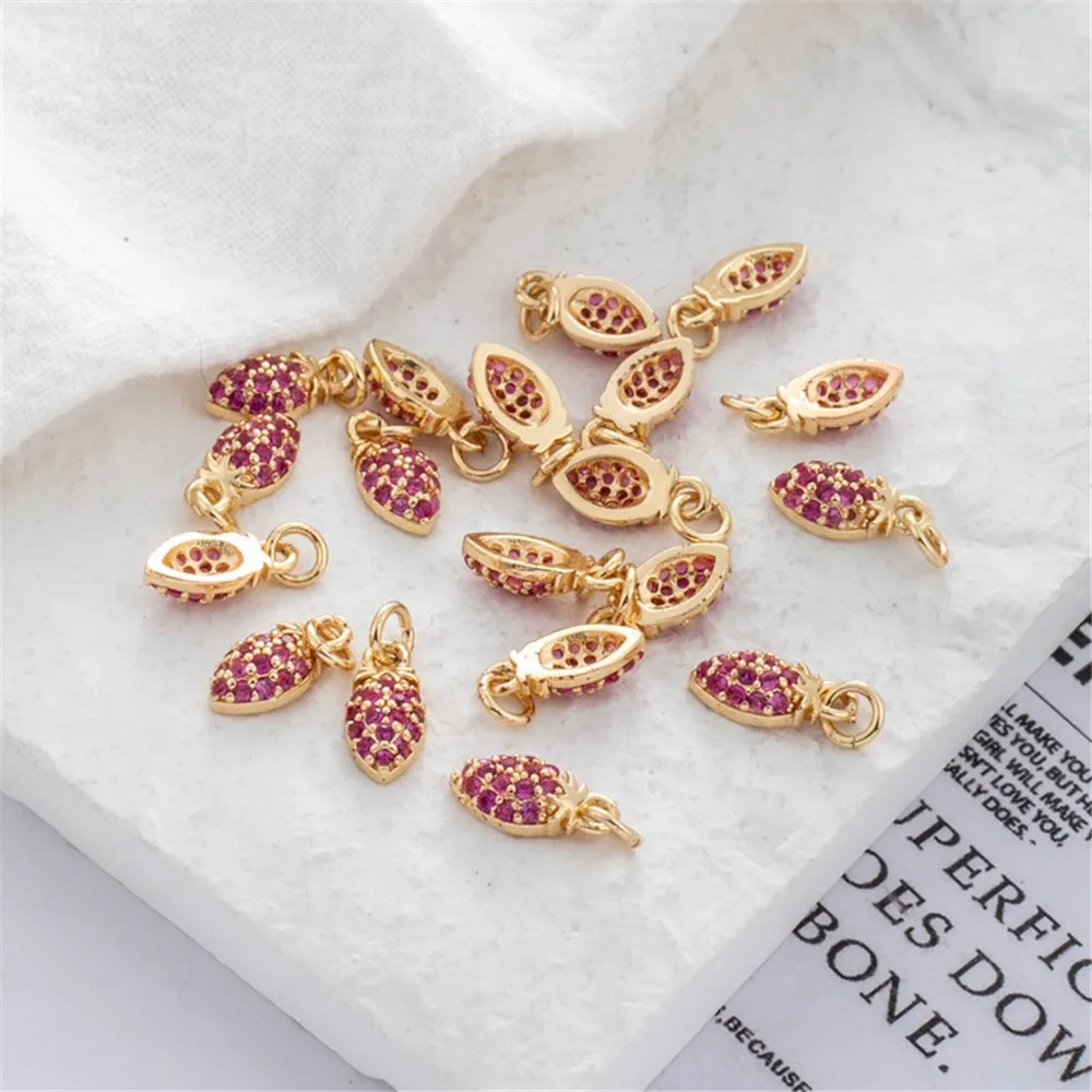 14 Karat Gold eingelegt Zirkon Farbe Zirkon niedlichen Erdbeer Anhänger, schöne kleine frische, DIY Schmuck Accessoires, 5*10mm