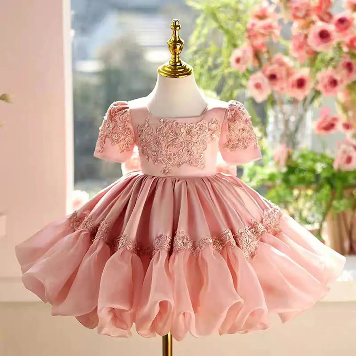 

Custom White Children Satin Puffy Flower Girl Dress Knee Length Princess Baby Wedding 1st Birthday Party Holiday Gown