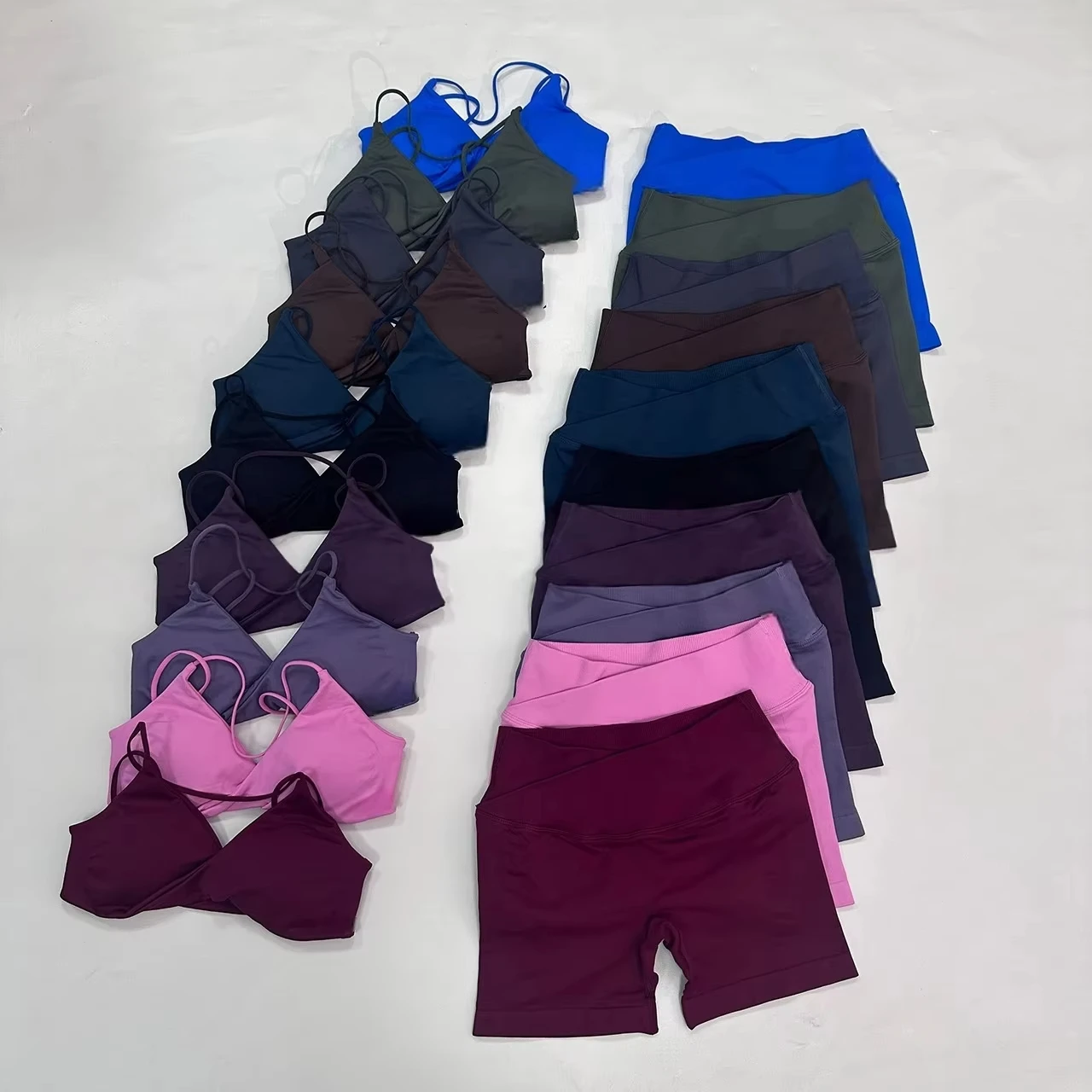 Yoga Vision Twist Front Sports Bra Leggings Gym Set Women's Seamless High Elastic Gym Bra Vest Buttock Lift Shorts Sports Set