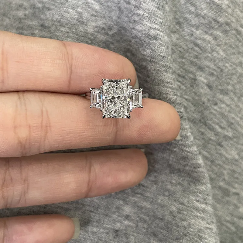 IGI Certified Platinum 950 ThreeStone Ring 3CT Main Stone DEF VSVVS LabGrown Diamond Elegant Women's Bridal Promise Fine Ring