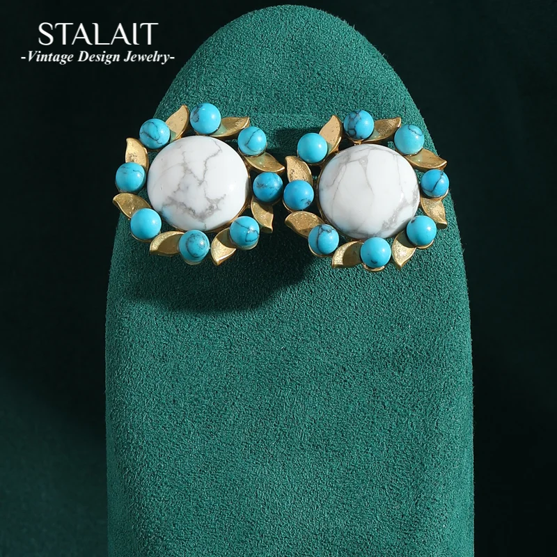 

Vintage White Natural Stone Flower Shape Stud Earrings Blue Flower Antique Jewelry for Women Luxury Retro Korean Earrings