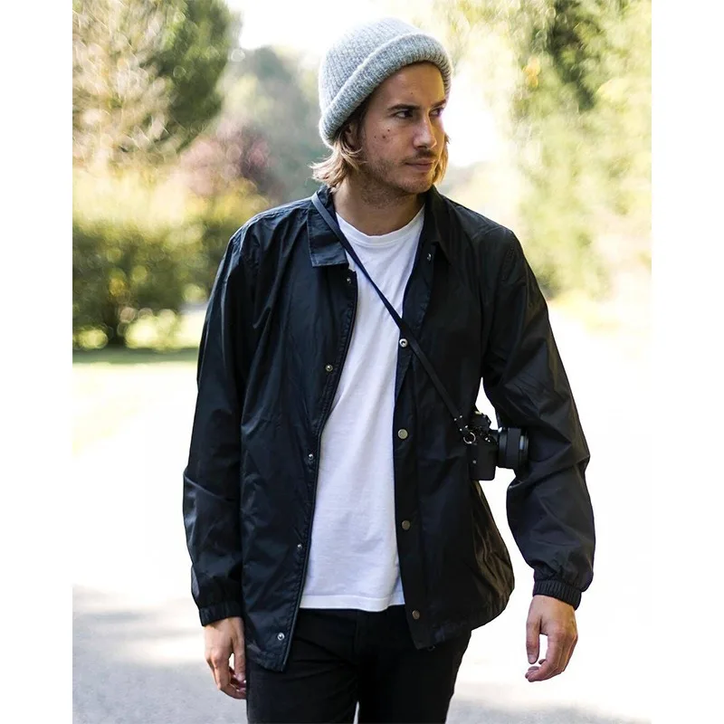 Hip Hop Streetwear Plain Black Coach Jacket Vintage Waterproof Lightweight Windbreaker for Men