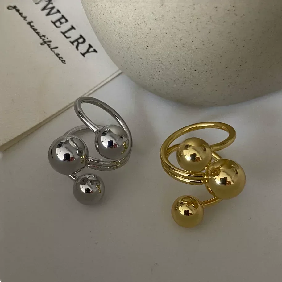 Cincin Bentuk Bola Desain Tiga Lapis Tidak Beraturan, Gaya Punk Metal yang Ekstravagan, untuk Wanita, Fashion Sederhana, Dapat Disesuaikan, Cocok untuk Hadiah