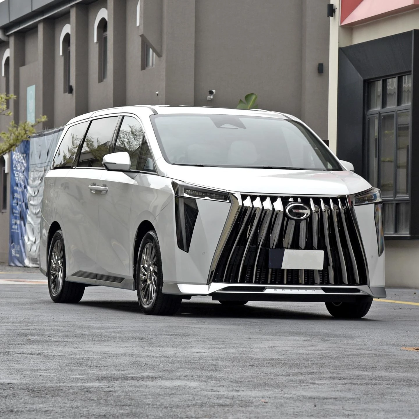 Neues oder gebrauchtes GAC Trumpchi M8 6 7-Sitzer-Auto, Benzin, Benzin, MPV-Auto