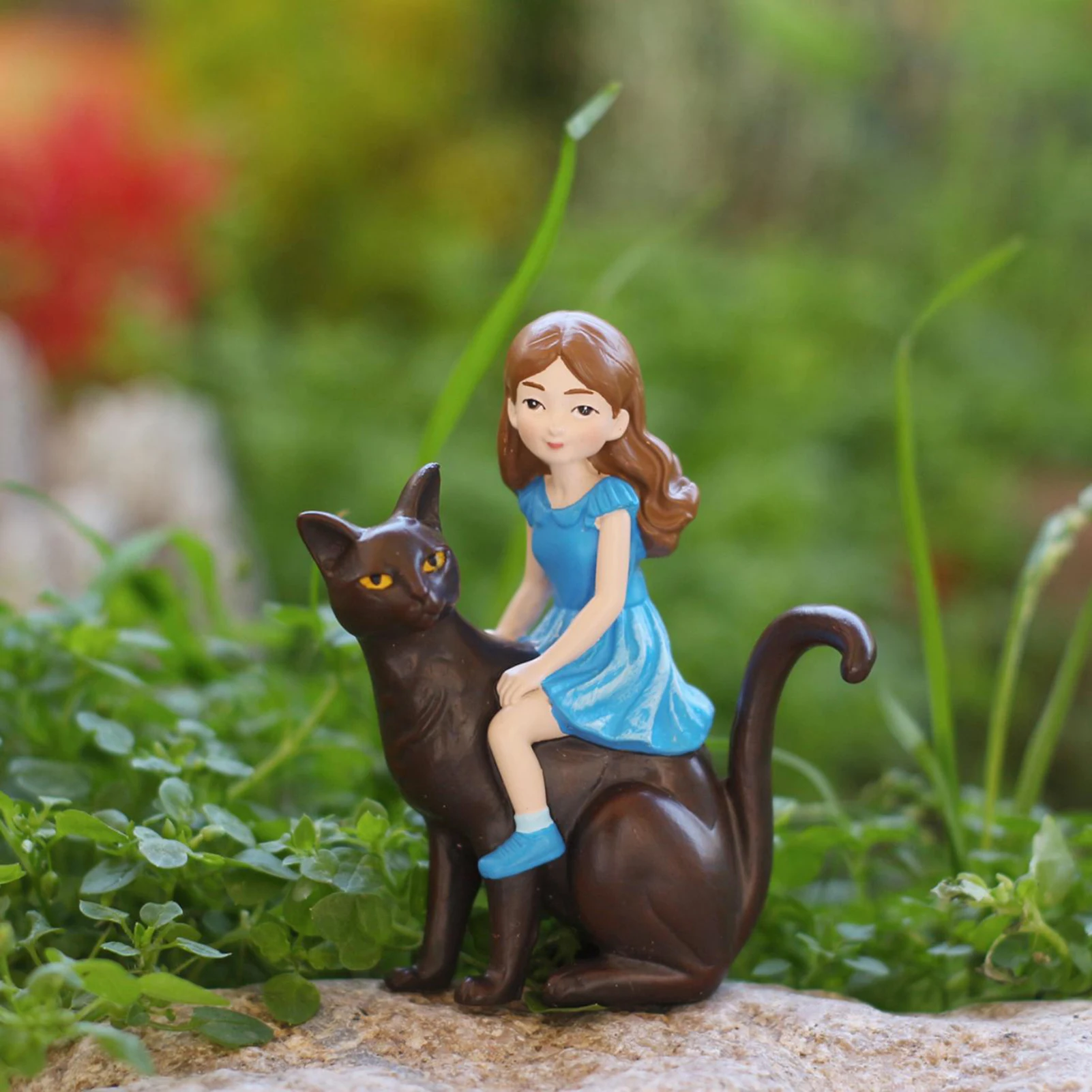 Resin Girl Riding Cat Figurine for Outdoor Garden Decoration Weatherproof Lawn Ornament