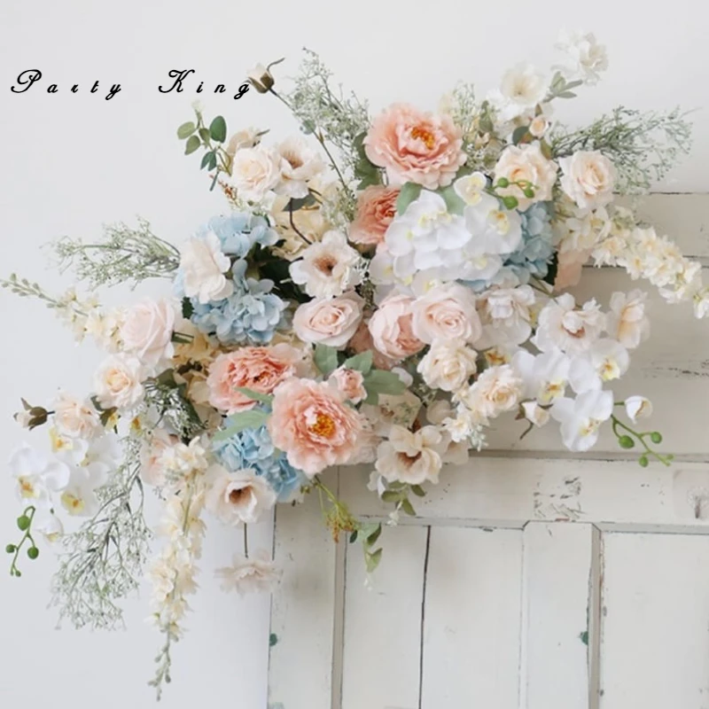 

Румяно-белые, светло-голубые искусственные цветы, свадебное украшение, пастельные розовые угловые дужки, арка, цветочная композиция, центральная часть стола