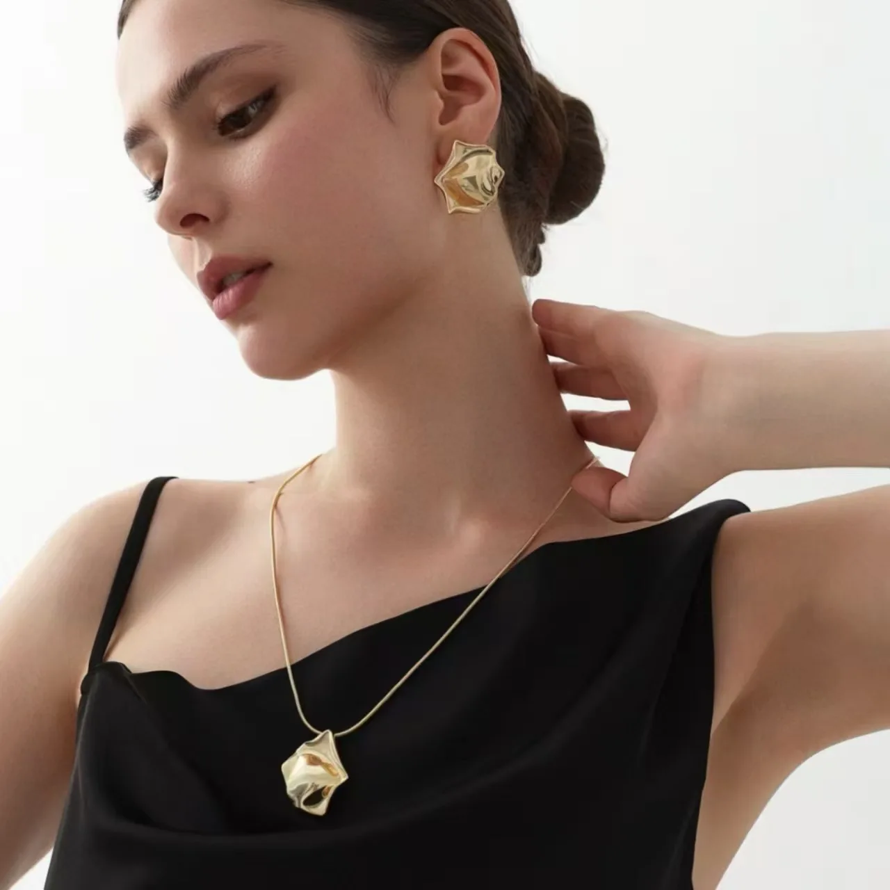 

Jenny&dave Copper Alloy Irregular Necklace Earring Set Jewelry Necklace Necklaces For Women