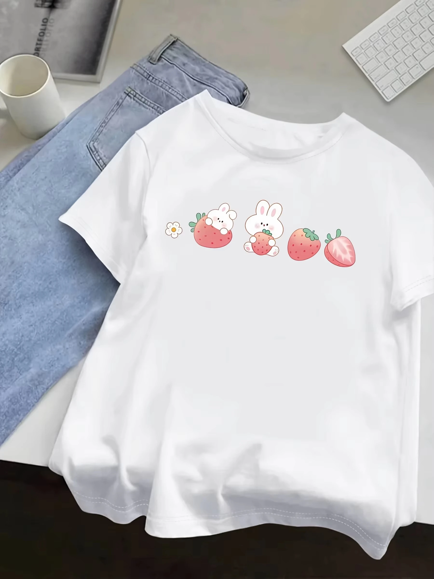 Women's Cute White Rabbit Strawberry Print T-Shirt Bright Red Casual Summer Tee Harajuku Short Sleeve Casual Aesthetic Clothes