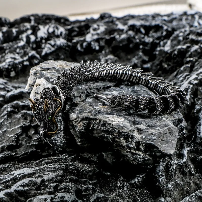 

Пятно в стиле ретро, панк, мужской браслет с драконом из титановой стали, индивидуальный браслет с драконом для несовершеннолетних животных, темное золото, предмет CE621