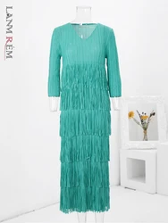 LANMREM Solid Color Tassel Design Pleated Dress Women Fashion V Neck Belt Gathered Waist Dresses Party 2024 Summer New 2DA5007