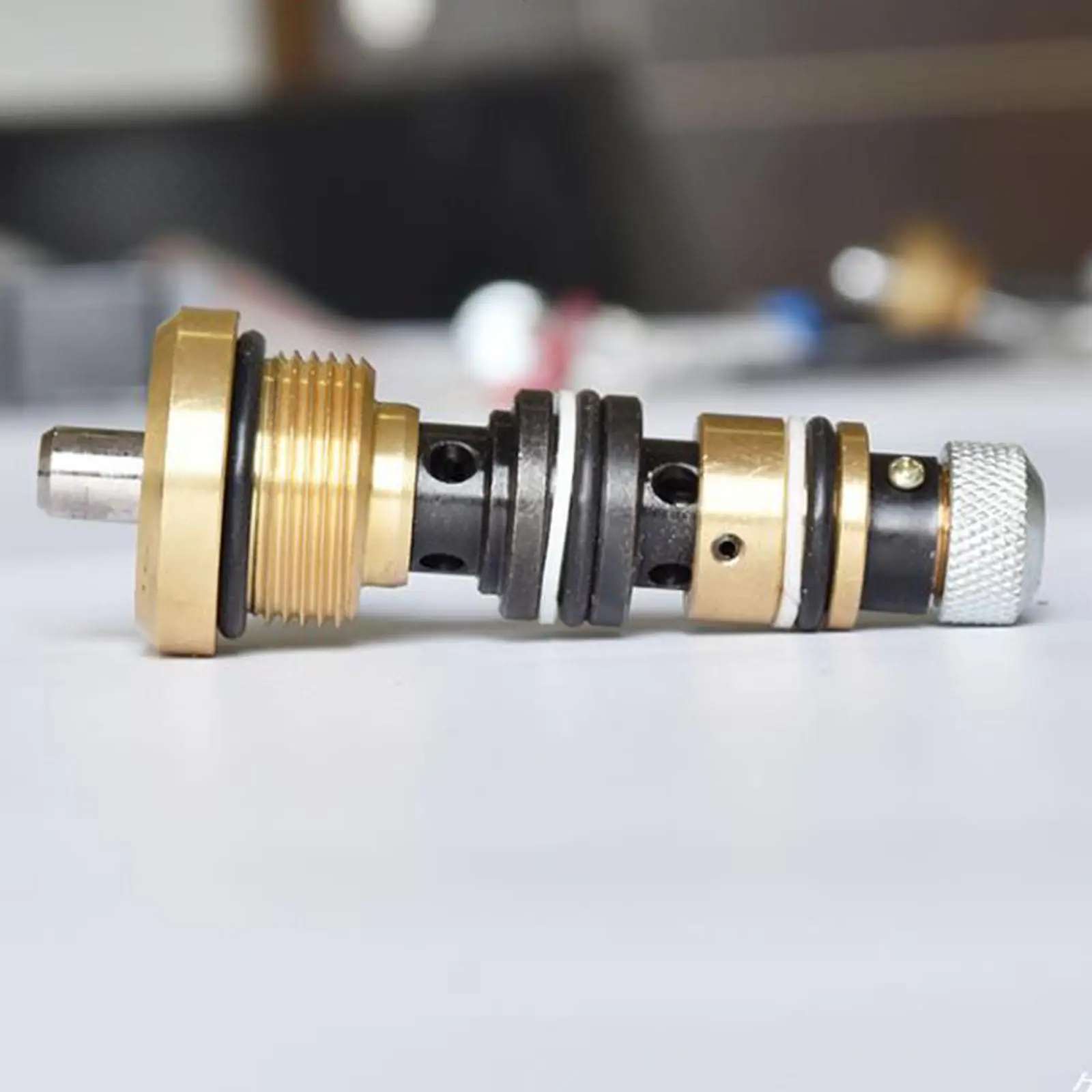 

Hydraulic Manual Forklift Piston Rod Oil Pump Valve Core Handling Trucks Hydraulic System Fittings Accessories for Noblelift