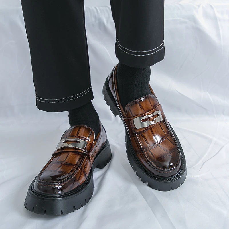 

Men Thick Soled Loafers PU Round Toe Comfortable Non Slip Classic Business Men Shoes Sizes 38-46