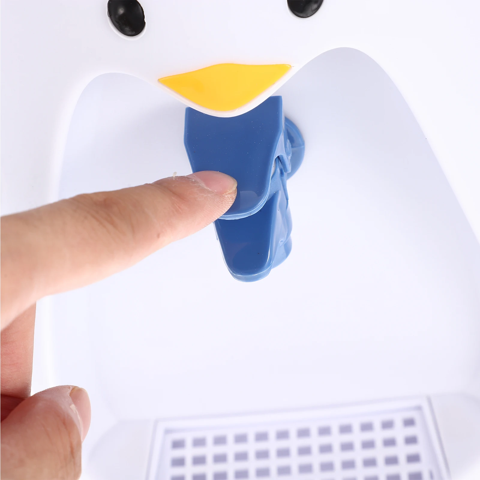 

1pc Mini Water Dispenser Non-Heating Manual Drink Machine For Home Office Outdoor Use Cute Cartoon Design Small Water Fountain