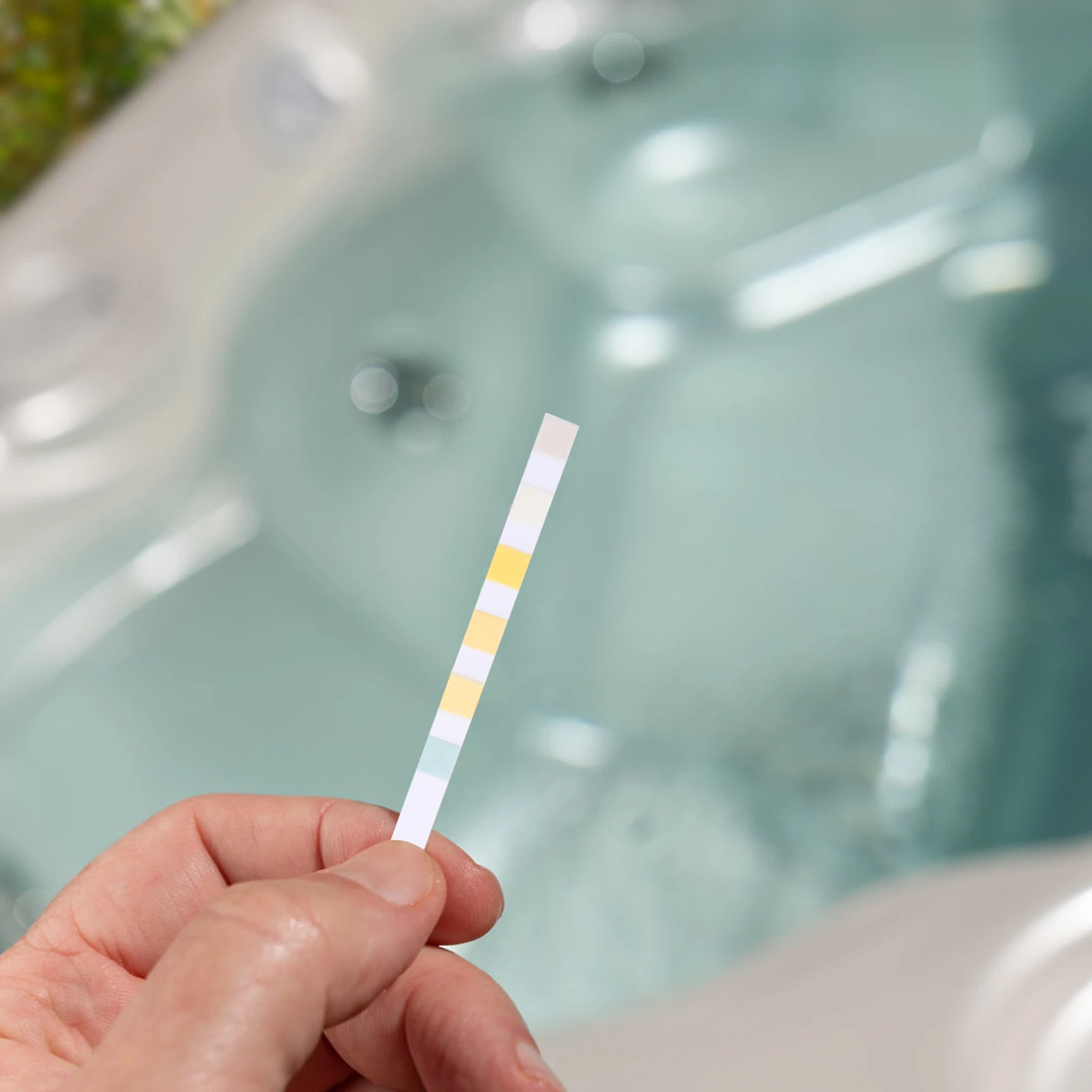 

50pcs High Precision Water Test Strips Ph Tester Swimming Pool Testing Tools For Water Quality Detection Durable