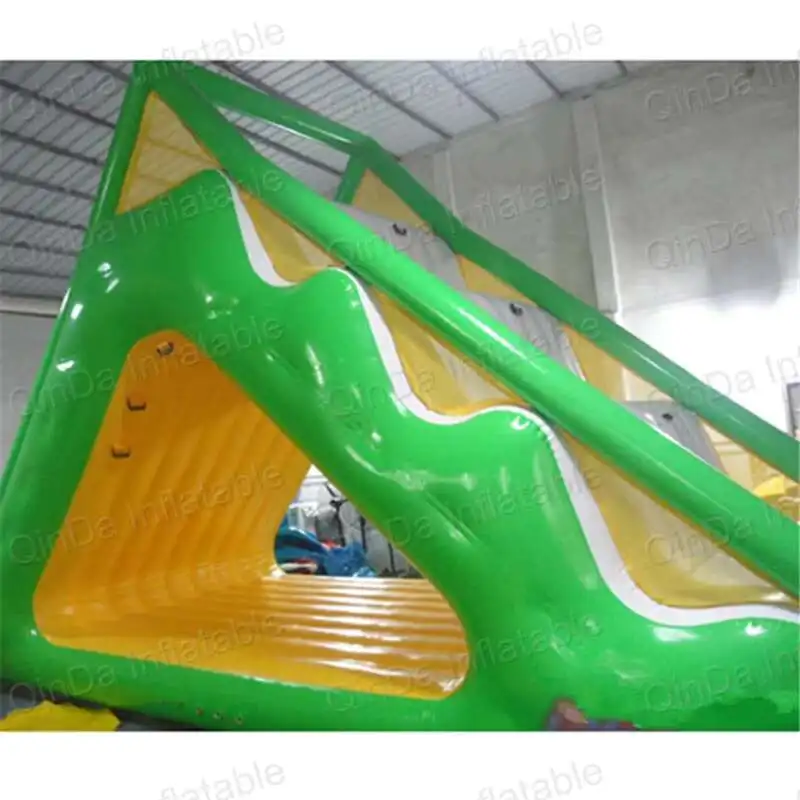 

Qinda 0.9mm PVC Tarpaulin Water Park Use Water Inflatable Climbing Floating Slide