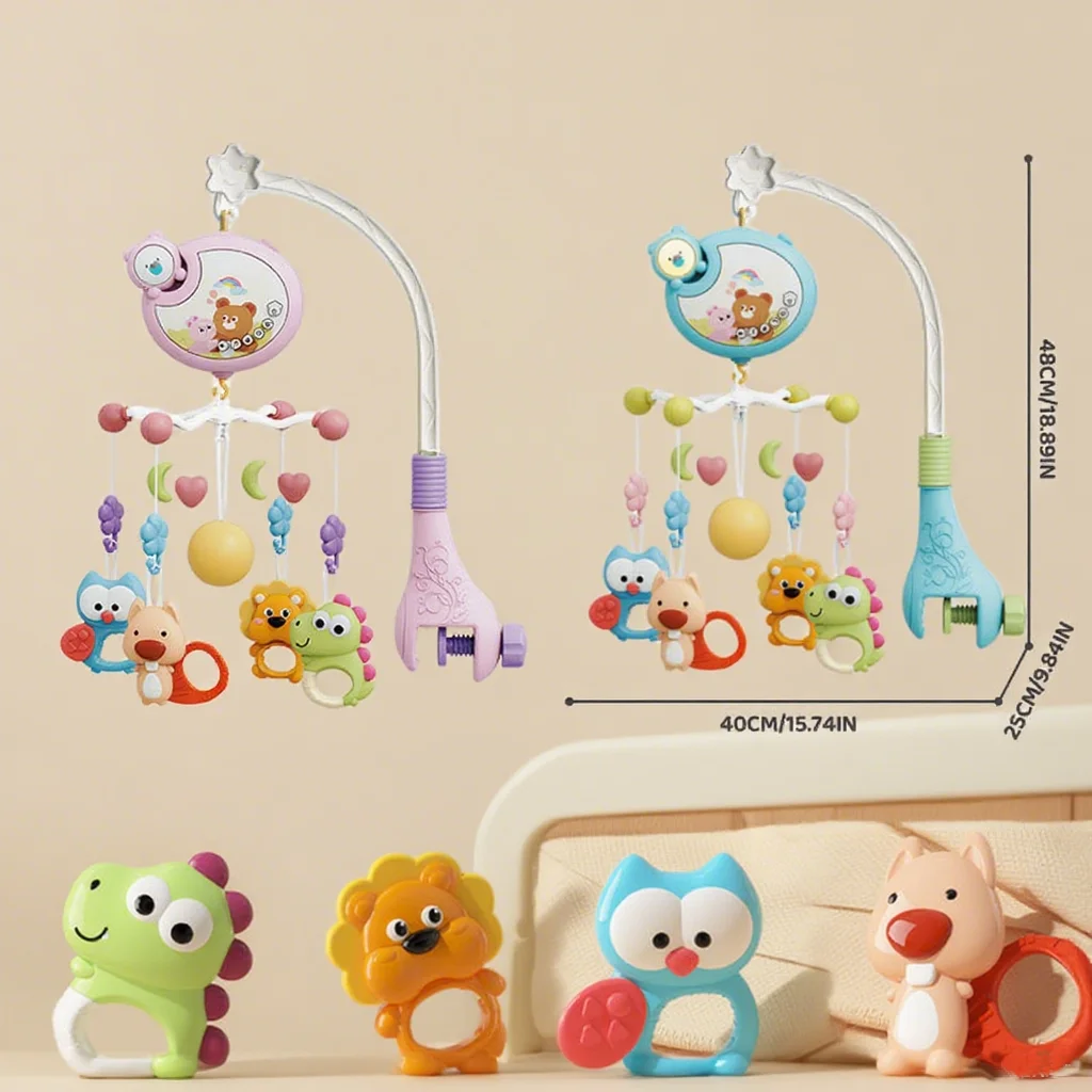 Zabawki do zawieszenia na łóżeczku dziecięcym, z grzechotkami i różnymi ozdobami do zawieszenia, wspomagają rozwój wzrokowy i słuchowy dziecka.
