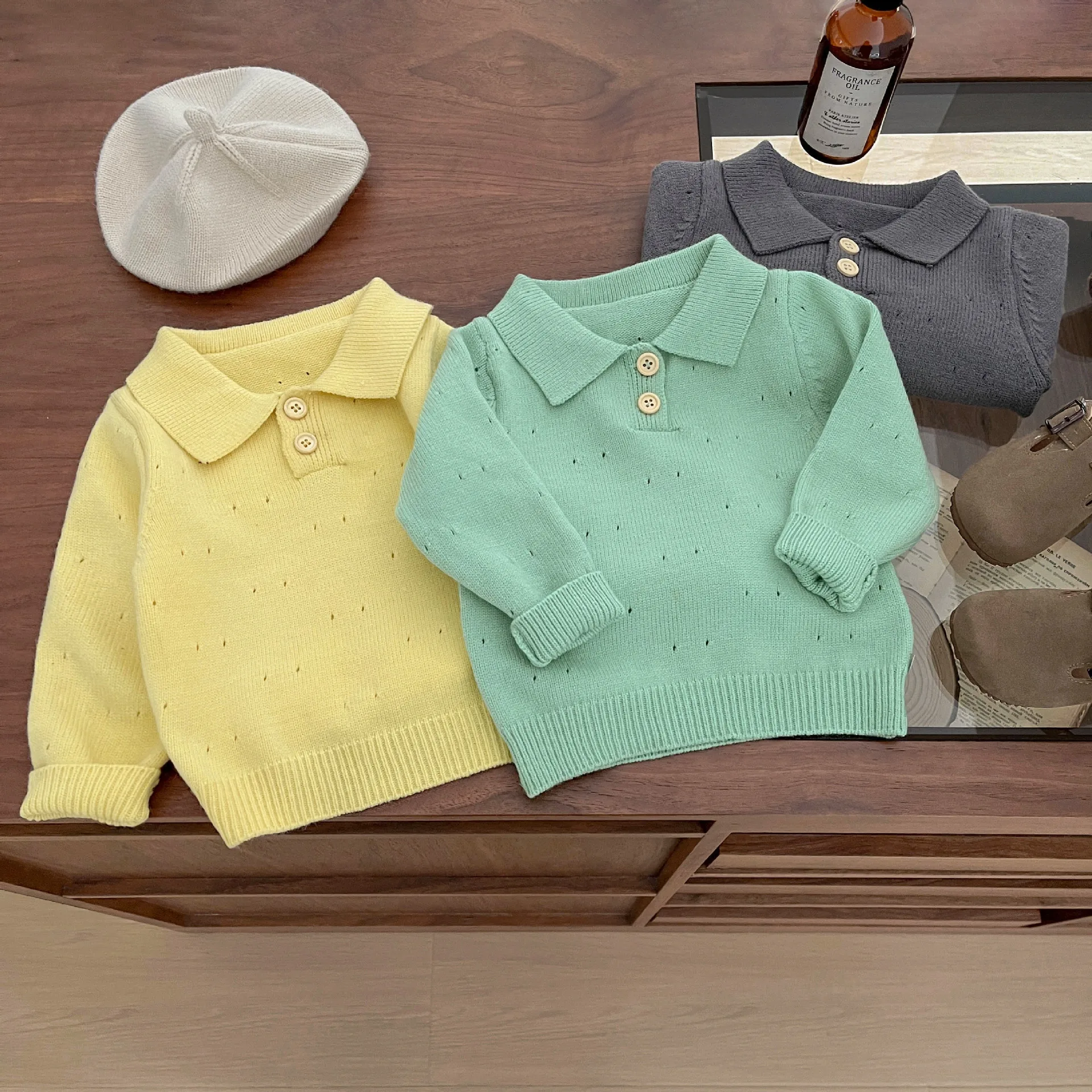 سترة مجوفة بياقة بولو رفيعة ومتعددة الاستخدامات سترة محبوكة كورية فضفاضة غير رسمية لربيع الخريف جديدة عصرية ومريحة