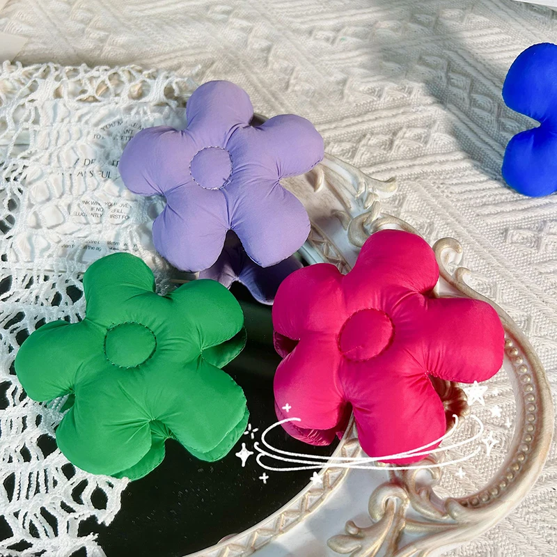 Fashion Fabric Brooch Japanese flower design Brooch Pins For Women Party Clothing Accessories Badges Gifts neckline decoration