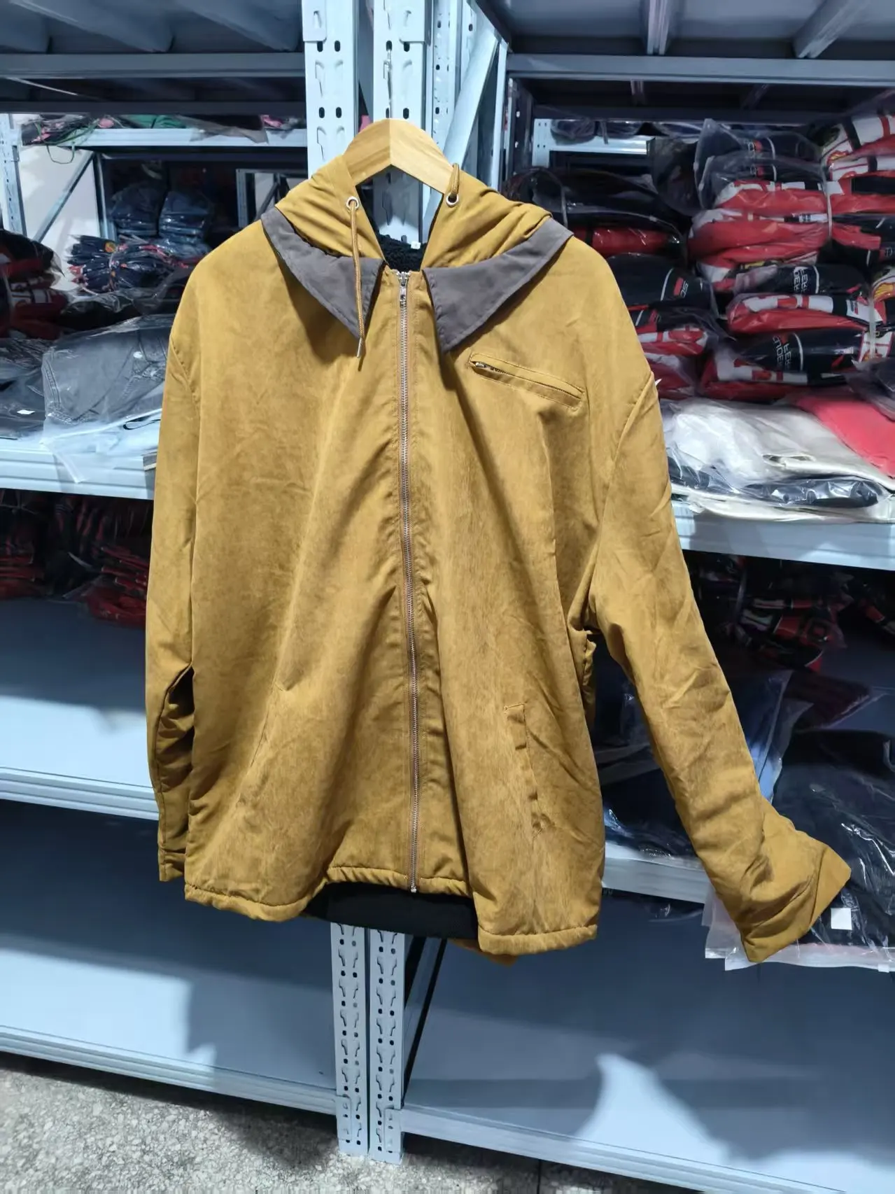 Men's Solid-Color Hooded Cotton Jacket Casual Trendy Fleece Zipper Pocket Winter Coat for Outdoor Wear