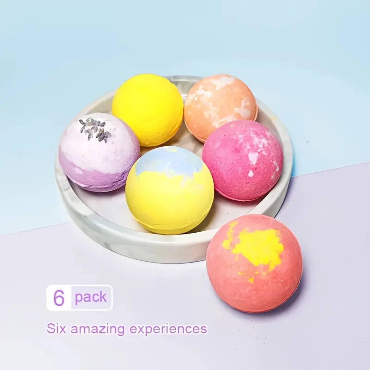 Prova un lusso definitivo con questa lussuosa scatola di set di palline di sale da bagno fatte a mano con fiori secchi. Indulge nell'Aromatico e Rilassante