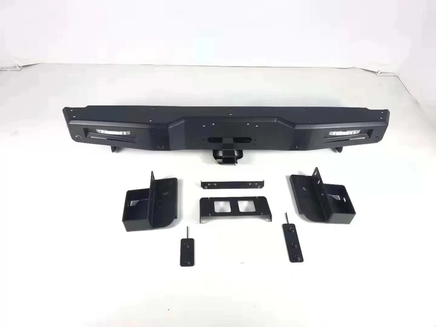 Off-Road Steel Heavy-Duty Rear Bumper for Land Cruiser Pickup LC79