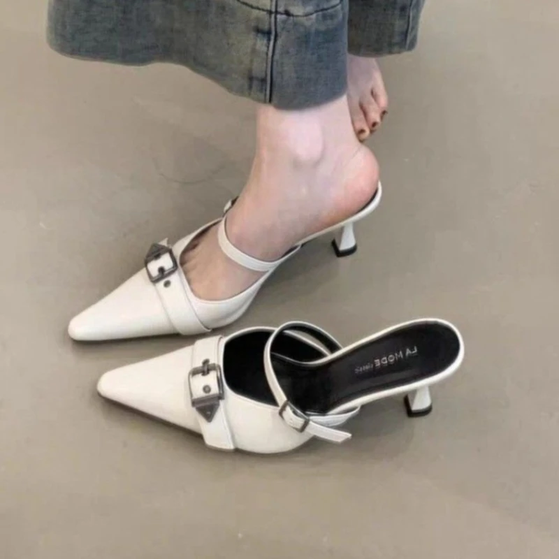 

Streetwear Style White Women's Slippers Sandals Metal Buckle Detail Pointed Toe & Kitten Heel High-end Simple Style Fashionable