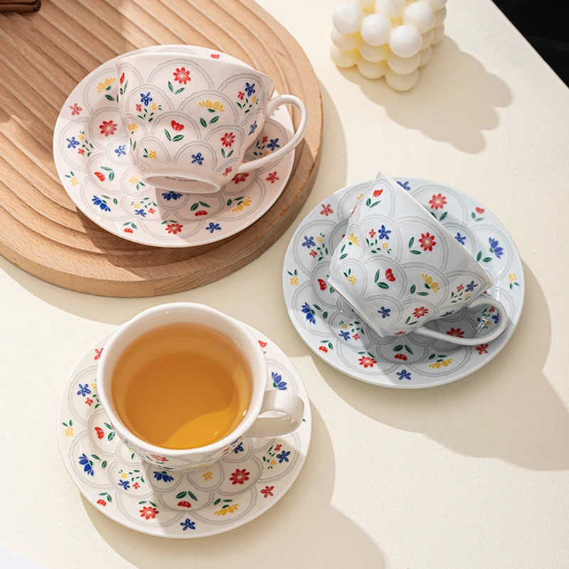 

Vintage Flower Coffee Cup and Plate Set New Afternoon Tea High End Exquisite Gift Home Ceramic Mug with Breakfast Plates