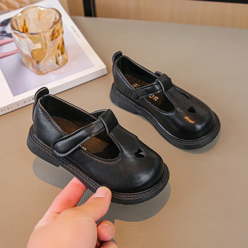 Girls Princess Leather Shoes Toddlers Baby Kids Flats T-strap Cut-outs with Heart Hollow Cute Sweet Soft 2024 Spring Autumn New