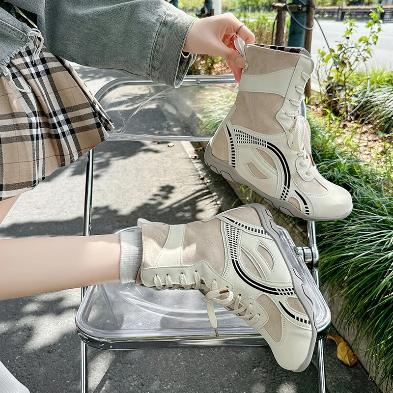 Новые женские одинарные ботинки на низком каблуке с круглым носком, осенние замшевые высокие берцы, спортивная обувь, нескользящие женские ботинки средней длины на шнуровке спереди