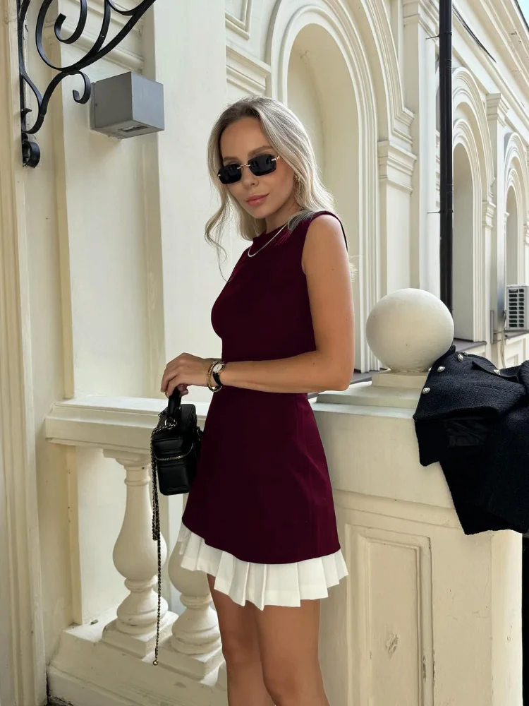 Fashion Dark Red High Waist Bodycon Pleated Hem Mini Dress 2025 Chic Women Round Neck Sleeveless Evening Dress Office Party Wear