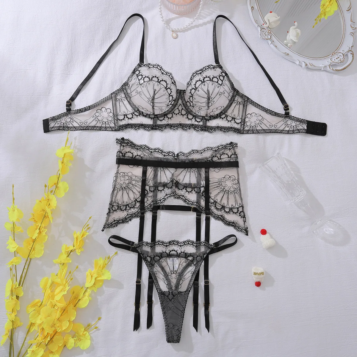 

Lace Exotic Lingerie Set Women Thin See Through Micro Bikini Thong Party Club Underwear Exotic Apparel