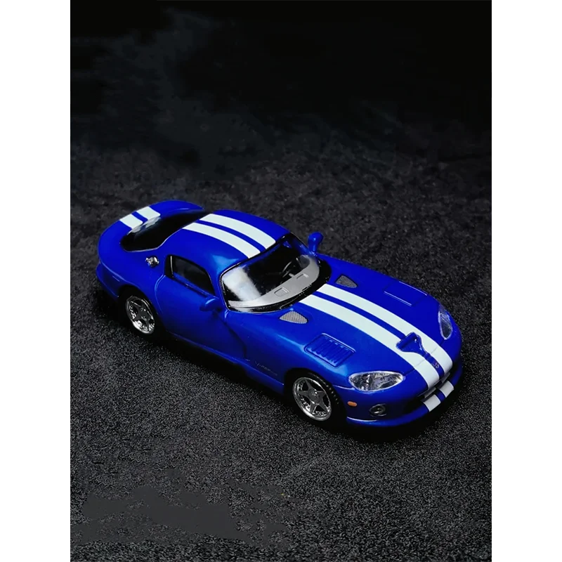 GFCC 1:64 1993 دودج فايبر كوبيه رودستر لعبة معدنيّة تحصيل نموذج سيارة لعيد الميلاد APA 2025 معرض طبعة محدودة